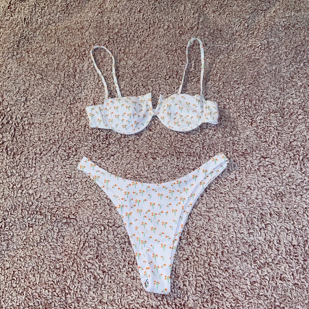 Sun Bunny Swim White Floral Bikini